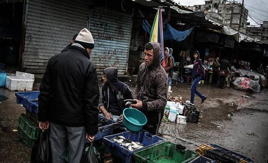منظمة حقوقية أوروبية: غزة تنهار مع دخول الحصار عامه الـ 13 منظمة حقوقية أوروبية: غزة تنهار مع دخول الحصار عامه الـ 13