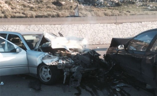 5 إصابات اثر حادث تصادم في مادبا 5 إصابات اثر حادث تصادم في مادبا