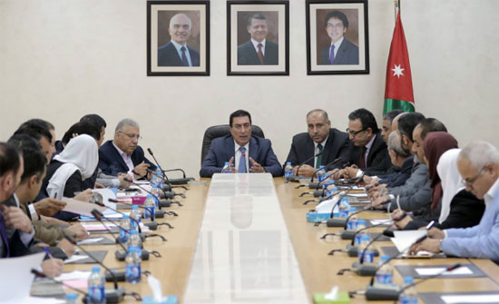 طعيمة رئيسا للجنة الرد على خطبة العرش طعيمة رئيسا للجنة الرد على خطبة العرش