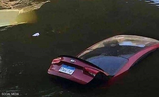 مصر.. مأساة إنسانية إثر انقلاب "سيارة الزفاف" مصر.. مأساة إنسانية إثر انقلاب "سيارة الزفاف"