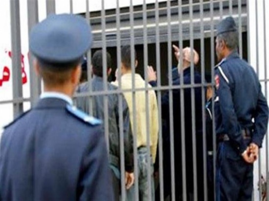 قبل تشريحة بدقائق .. سجين يعود للحياة بعد اقرار وفاته من 3 أطباء قبل تشريحة بدقائق .. سجين يعود للحياة بعد اقرار وفاته من 3 أطباء