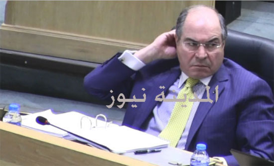 تأجيل عرض مذكرة "حجب الثقة" عن حكومة الملقي تأجيل عرض مذكرة "حجب الثقة" عن حكومة الملقي