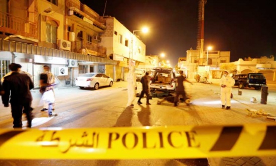 اعتقال مشتبه بهم في انفجار الدراز في البحرين اعتقال مشتبه بهم في انفجار الدراز في البحرين