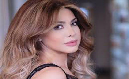 صورة : نوال الزغبي باطلالة جذابة في اجازتها صورة : نوال الزغبي باطلالة جذابة في اجازتها