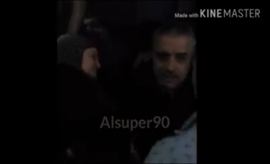 بالفيديو :- شاهد الدقامسه لحظة وصوله منزله و عناقه مع والدته بالفيديو :- شاهد الدقامسه لحظة وصوله منزله و عناقه مع والدته