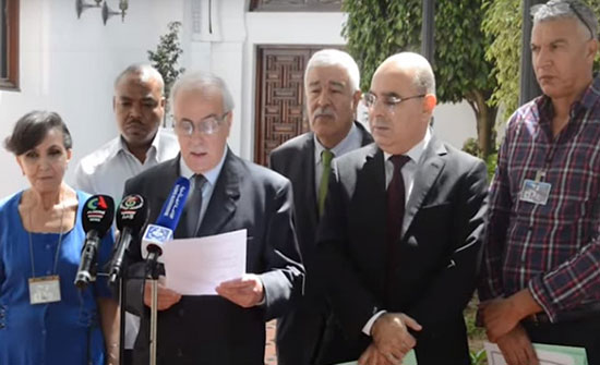 الجزائر.. "هيئة الحوار" تدعو الشخصيات الوطنية للانضمام الجزائر.. "هيئة الحوار" تدعو الشخصيات الوطنية للانضمام