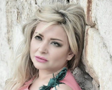 بالصورة - طفلة الفنانة الراحلة رندة مرعشلي تثير غضب رواد الانترنت على زوجة أبيها بالصورة - طفلة الفنانة الراحلة رندة مرعشلي تثير غضب رواد الانترنت على زوجة أبيها