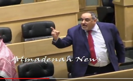 بالفيديو : مشاجرة الظهراوي والفناطسة بسبب " دحلان " بالفيديو : مشاجرة الظهراوي والفناطسة بسبب " دحلان "