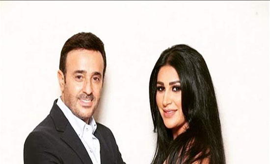 صابر الرباعي يغازل زوجته بهذه الكلمات صابر الرباعي يغازل زوجته بهذه الكلمات