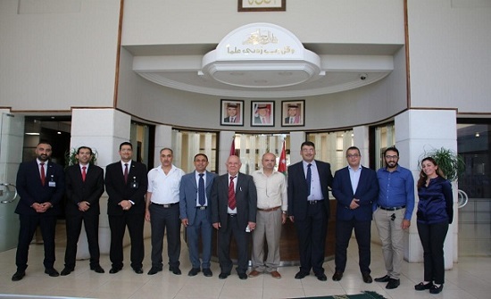 "الشرق الأوسط" تحتضن الاجتماع التنسيقي لشركاء المشروع الاوروبي في مجال الطاقة المتجددة "الشرق الأوسط" تحتضن الاجتماع التنسيقي لشركاء المشروع الاوروبي في مجال الطاقة المتجددة