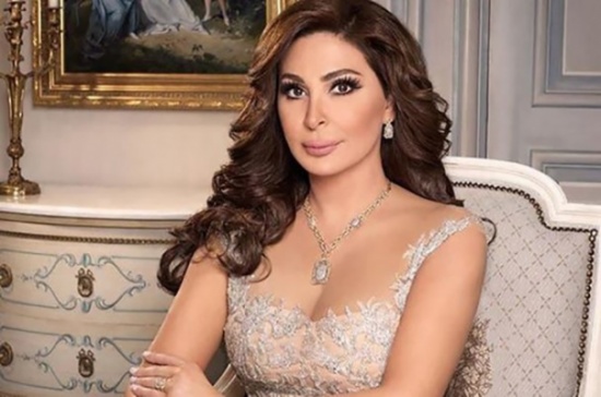 فيديو جديد للحظة فقدان إليسا الوعي.. وسقوطها على المسرح فيديو جديد للحظة فقدان إليسا الوعي.. وسقوطها على المسرح