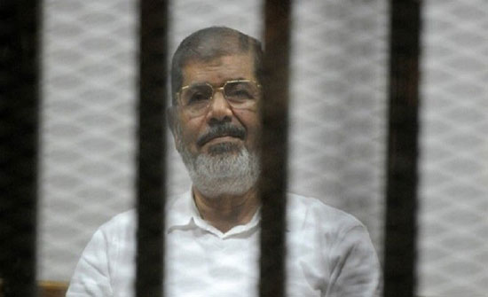وفاة الرئيس المصري الأسبق محمد مرسي في المحكمة وفاة الرئيس المصري الأسبق محمد مرسي في المحكمة