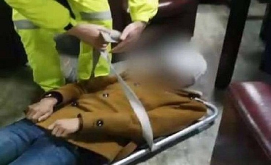 صيني يصاب بالشلل جراء ألعاب الكمبيوتر صيني يصاب بالشلل جراء ألعاب الكمبيوتر
