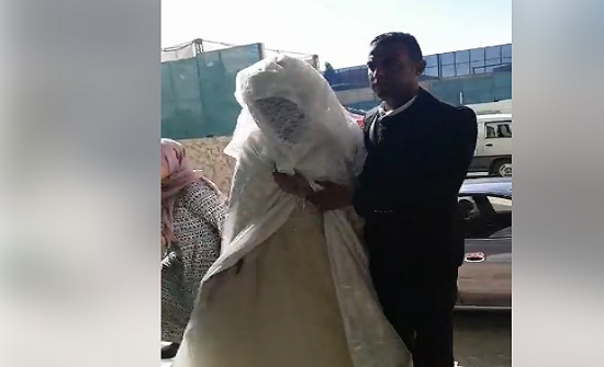 شاهدوا بالفيديو : زفاف 30 عروسا وعريسا في الأردن شاهدوا بالفيديو : زفاف 30 عروسا وعريسا في الأردن