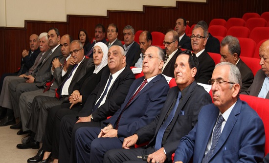 رئيس هيئة النزاهة يلتقي وفدا من اللجنة الوطنية للمتقاعدين العسكريين رئيس هيئة النزاهة يلتقي وفدا من اللجنة الوطنية للمتقاعدين العسكريين