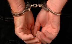 كمين محكم يوقع بمطلوب بحقه 23 طلبا في الكرك كمين محكم يوقع بمطلوب بحقه 23 طلبا في الكرك