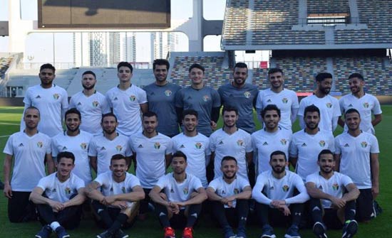 أبو عابد يطالب لاعبي المنتخب بأداء مثالي أمام فنلندا أبو عابد يطالب لاعبي المنتخب بأداء مثالي أمام فنلندا