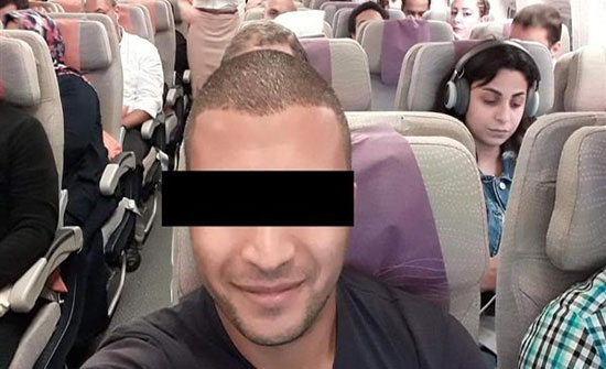 جزار بني آدمين.. مدرس عربي يذبح زوجته وأولاده بالساطور جزار بني آدمين.. مدرس عربي يذبح زوجته وأولاده بالساطور