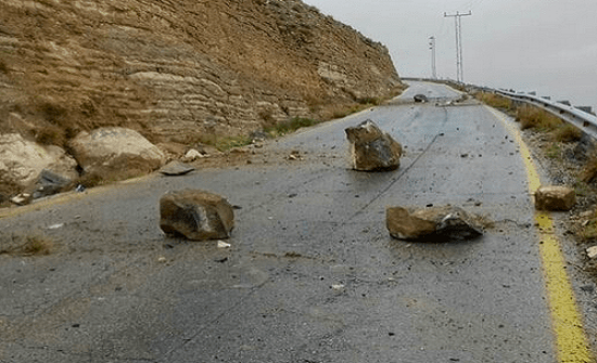 ازالة انهيارت في طرق تبنة وازمالية ازالة انهيارت في طرق تبنة وازمالية