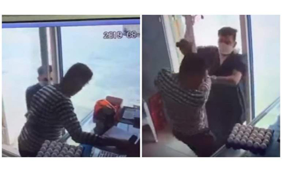 شاهد.. عملية سطو لملثمين تثير ضجة بالسعودية شاهد.. عملية سطو لملثمين تثير ضجة بالسعودية