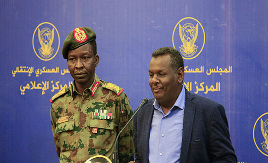 عضو بالحرية والتغيير السودانية: بعض القوى تريد إفشال الاتفاق مع المجلس العسكري عضو بالحرية والتغيير السودانية: بعض القوى تريد إفشال الاتفاق مع المجلس العسكري