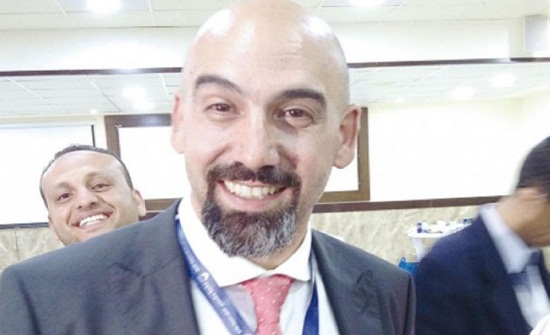 نقيب الصيادلة يلتقي رئيس اتحاد الصيادلة العرب نقيب الصيادلة يلتقي رئيس اتحاد الصيادلة العرب
