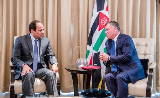 الملك والرئيس المصري يتفقان على مواصلة العمل لتعزيز التعاون الاقتصادي الملك والرئيس المصري يتفقان على مواصلة العمل لتعزيز التعاون الاقتصادي