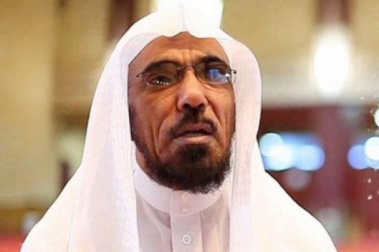 بالفيديو: العودة يكشف سر خلوه من الأمراض رغم تجاوز عمره الـ60 عاماً بالفيديو: العودة يكشف سر خلوه من الأمراض رغم تجاوز عمره الـ60 عاماً