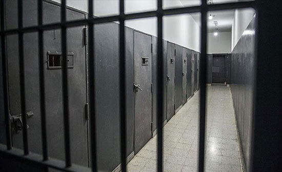العراق.. إيقاف 13 بينهم 5 ضباط على خلفية هروب سجناء العراق.. إيقاف 13 بينهم 5 ضباط على خلفية هروب سجناء
