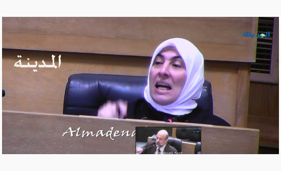 بالفيديو .. طهبوب تهاجم الحكومة بسبب خط الفقر والرزاز يرد بالفيديو .. طهبوب تهاجم الحكومة بسبب خط الفقر والرزاز يرد