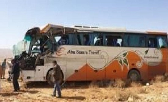 "الخارجية": وفاة فلسطيني يحمل جواز سفر أردنياً مؤقتاً و5 مصابين أردنيين في حادث سير شرم الشيخ "الخارجية": وفاة فلسطيني يحمل جواز سفر أردنياً مؤقتاً و5 مصابين أردنيين في حادث سير شرم الشيخ