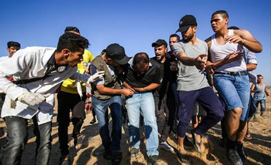 17 جريحا باعتداء الاحتلال على مسيرات العودة شرق قطاع غزة 17 جريحا باعتداء الاحتلال على مسيرات العودة شرق قطاع غزة