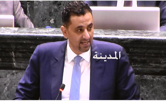 "نقل النواب" توصي بإجراء دراسة لإعادة النظر بالتصاريح المؤقتة لـ"الباصات" "نقل النواب" توصي بإجراء دراسة لإعادة النظر بالتصاريح المؤقتة لـ"الباصات"