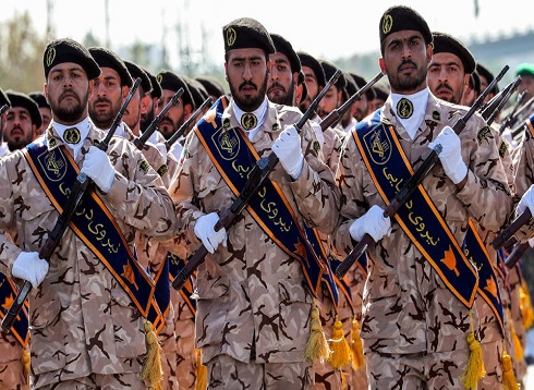 إيران تضرب مسلحين أكرادا في قصف عابر للحدود مع العراق إيران تضرب مسلحين أكرادا في قصف عابر للحدود مع العراق