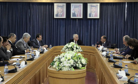 خدمات الاعيان تبحث حالة الطرق بالمملكة خدمات الاعيان تبحث حالة الطرق بالمملكة