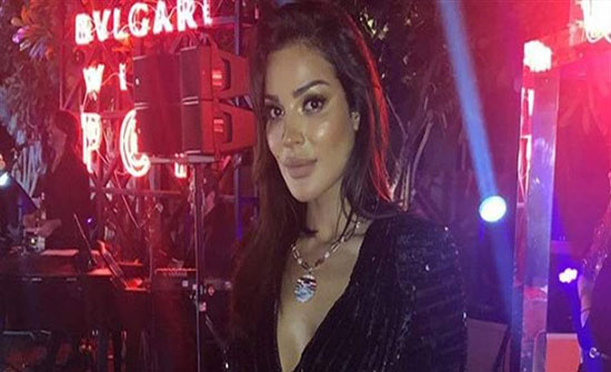 بالصور : نادين نجيم تتألّق بفستان قصير جدًا في دبي بالصور : نادين نجيم تتألّق بفستان قصير جدًا في دبي
