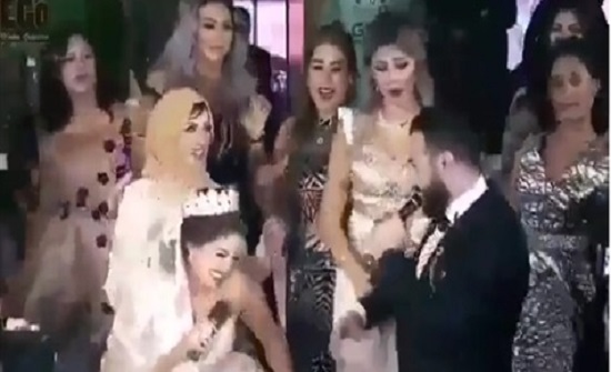 بالفيديو : أغنية عروسين على طريقة محمد رمضان بالفيديو : أغنية عروسين على طريقة محمد رمضان