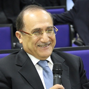 رئيس الوزراء باقٍ رئيس الوزراء باقٍ
