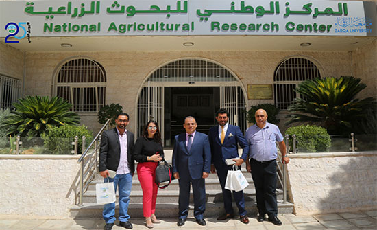 وفد من حاضنة الاعمال يزور المركز الوطني للبحوث الزراعية وفد من حاضنة الاعمال يزور المركز الوطني للبحوث الزراعية