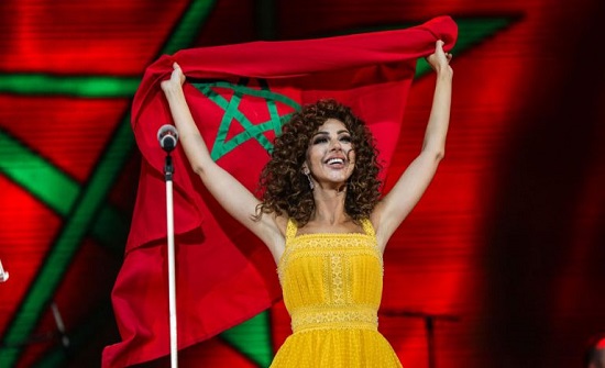 ميريام فارس تشارك فتاة مغربية الرقص على مسرح ”موازين“ (صور وفيديو) ميريام فارس تشارك فتاة مغربية الرقص على مسرح ”موازين“ (صور وفيديو)