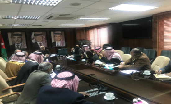 وزير المياه والري يدعو لاعتماد انماط زراعية في وادي عربة قليلة استهلاك المياه وزير المياه والري يدعو لاعتماد انماط زراعية في وادي عربة قليلة استهلاك المياه