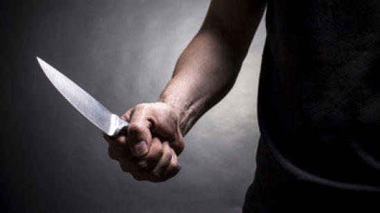 قتلا سائق تاكسي طعنا في الزرقاء بعدما فشلا بسلبه قتلا سائق تاكسي طعنا في الزرقاء بعدما فشلا بسلبه