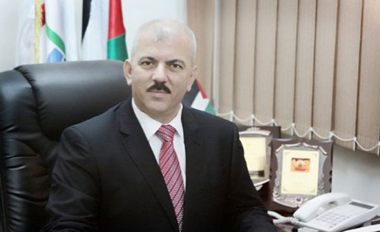 عيسى : يتساءل عن العجز العربي والإسلامي لحماية المسجد الاقصى المبارك عيسى : يتساءل عن العجز العربي والإسلامي لحماية المسجد الاقصى المبارك