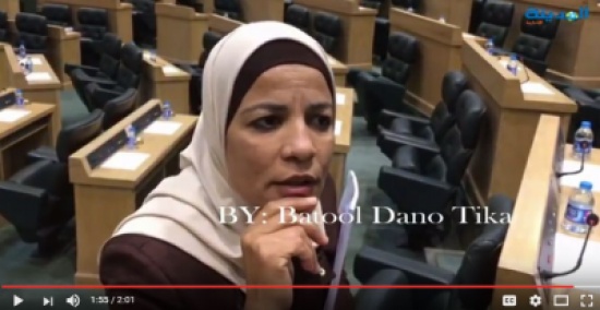 فيديو : النائب التي أحرقوا سيارتها في الغور تتحدث للمدينة نيوز فيديو : النائب التي أحرقوا سيارتها في الغور تتحدث للمدينة نيوز