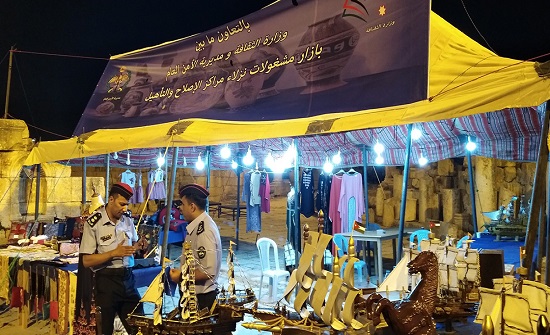 معرض الفنون الحرفية لـ"مراكز الاصلاح" يستقطب جمهور "جرش" معرض الفنون الحرفية لـ"مراكز الاصلاح" يستقطب جمهور "جرش"