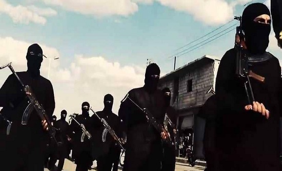 "داعش" فقد الأرض واحتفظ بالتمويل.. وكلمة السر تركيا "داعش" فقد الأرض واحتفظ بالتمويل.. وكلمة السر تركيا