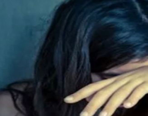 فيديو ..فتاة إعتادت على السهر ليلاً لوحدها فحملت دون أن يلمسها بشر والسبب صادم !! فيديو ..فتاة إعتادت على السهر ليلاً لوحدها فحملت دون أن يلمسها بشر والسبب صادم !!