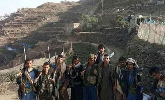 الحوثيون يعتقلون أبناء قبيلة حجور المتواجدين في صنعاء الحوثيون يعتقلون أبناء قبيلة حجور المتواجدين في صنعاء