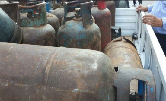 تدهور مركبة محملة باسطوانات الغاز في الكرك ..ولا إصابات في الارواح تدهور مركبة محملة باسطوانات الغاز في الكرك ..ولا إصابات في الارواح