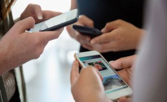 تقرير: أجهزة الكمبيوتر والهواتف الذكية ستشهد انخفاض بنسبة 3.3% خلال 2019 تقرير: أجهزة الكمبيوتر والهواتف الذكية ستشهد انخفاض بنسبة 3.3% خلال 2019